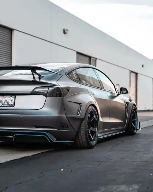 特斯拉model 3宽体改装,补齐短板的性能利器