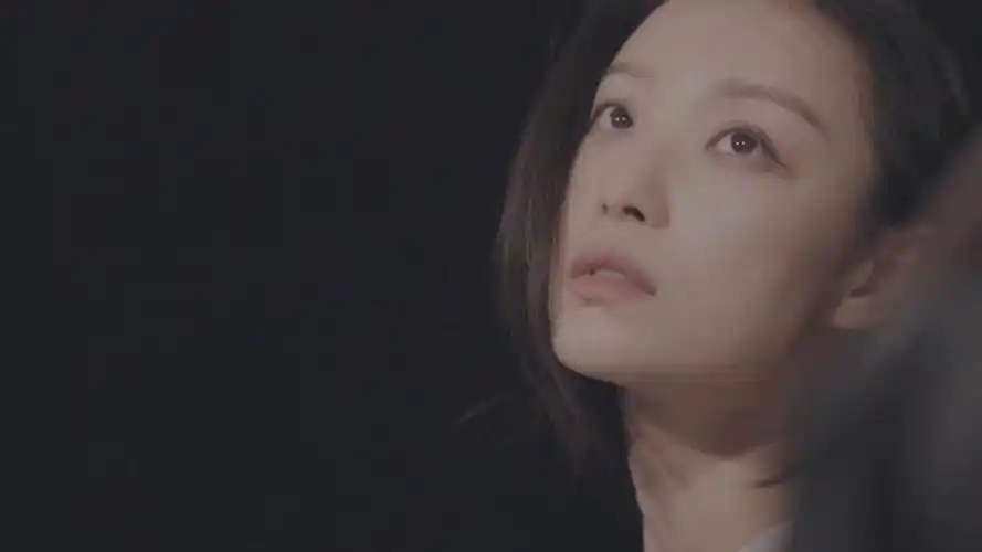 昨日晚22点官宣,今日《夜旅人》开机……@倪妮v 新作《夜旅人》昨日晚