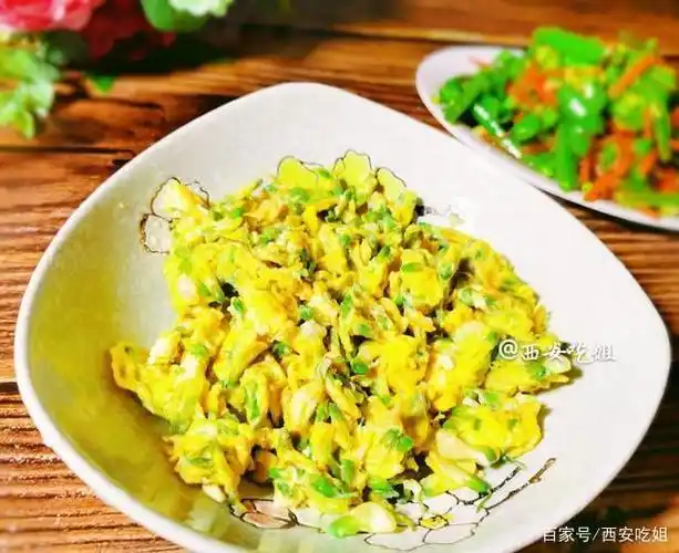 槐花怎么吃更香?学会这种新吃法,让你5分钟秒变大厨