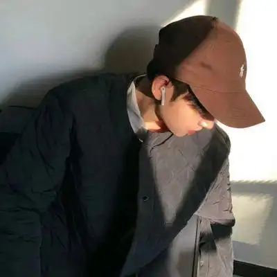 ins男生头像文艺范高冷