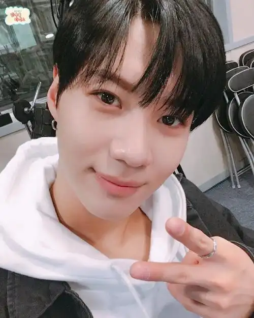 李泰民正规后续move-ing##泰民#【官图】171207 sister1035官方ins