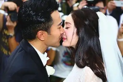 台命理师揭秘众多女星结婚内幕:有意避开孤鸾年