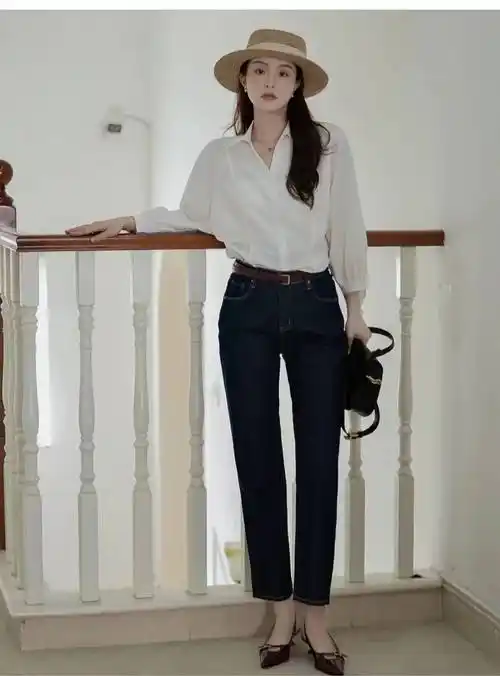 白衬衫牛仔裤搭配什么鞋子好看