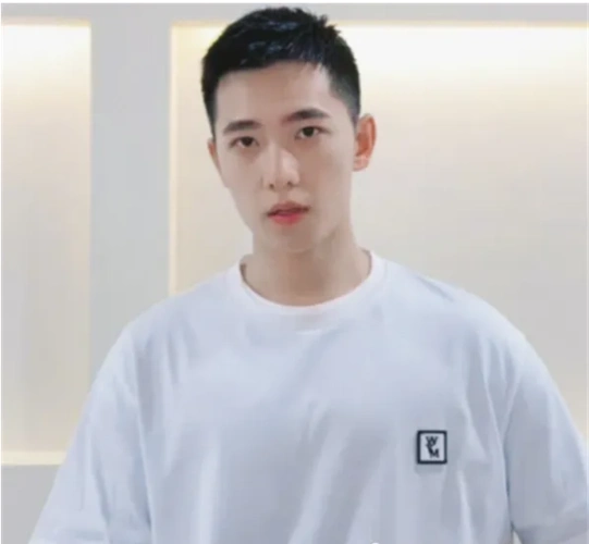 男明星寸头有多帅气鹿晗俊秀张艺兴帅气看到他不愧是酷盖