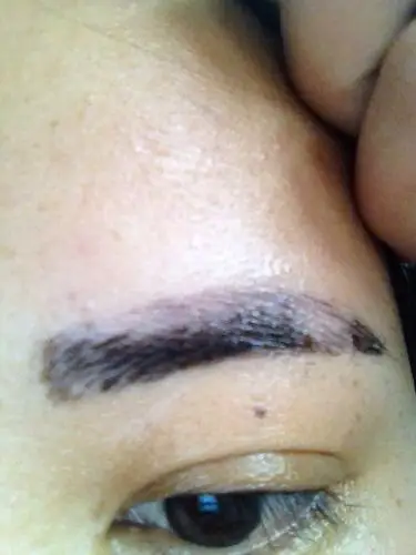 有纹眉的吗,你们那个前几天是这样的吗,结痂掉下去也没有颜色,这是