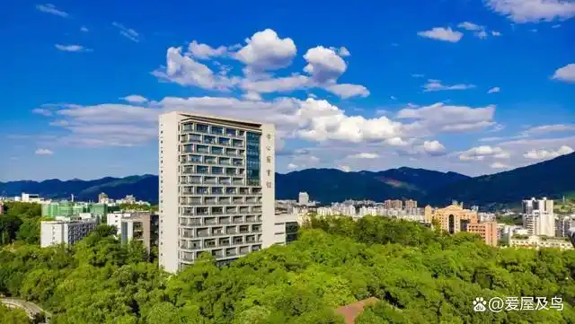 西南大学十大生源中学:重庆占8所四川2所,84名新生来自同一学校