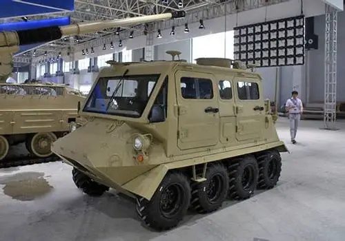 珠海航展上亮相的国产山猫全地形车