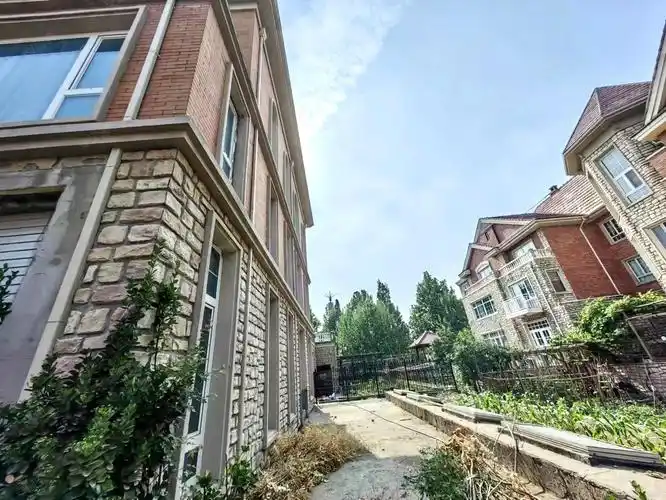 北京房产网>北京二手房>朝阳二手房>来广营二手房>润泽庄园>1706_1280