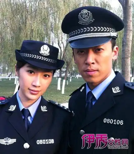 data-id="gnwnvm3ncc">《女子特案组》是杨亚安执导的一部都市警匪剧