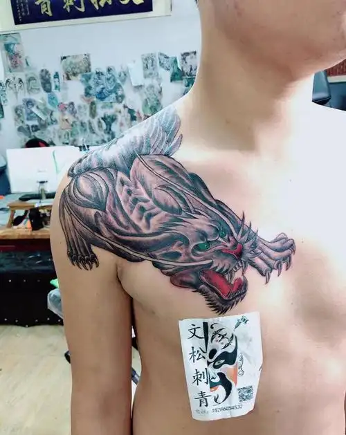 穷奇纹身图片_胸部背部纹身图案