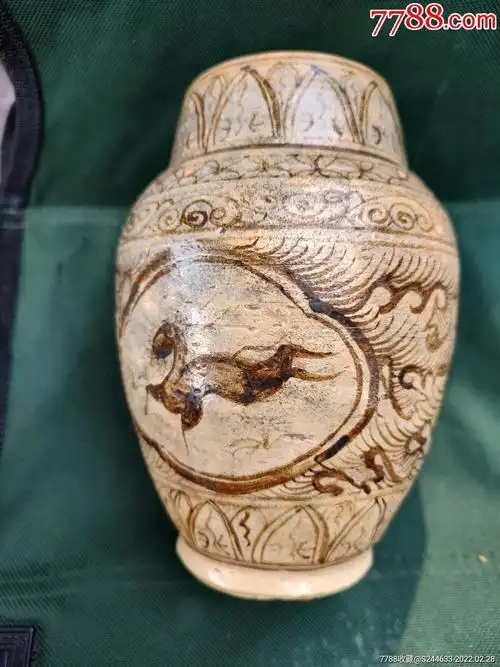 吉州窑彩绘小罐