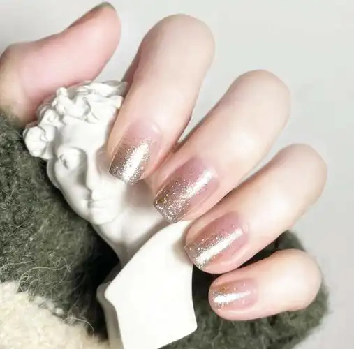 2021抖音最火的亮片美甲 【图】