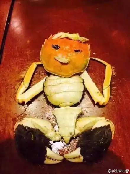 啊喂!大闸蟹要被你们玩坏啦 搞笑图片