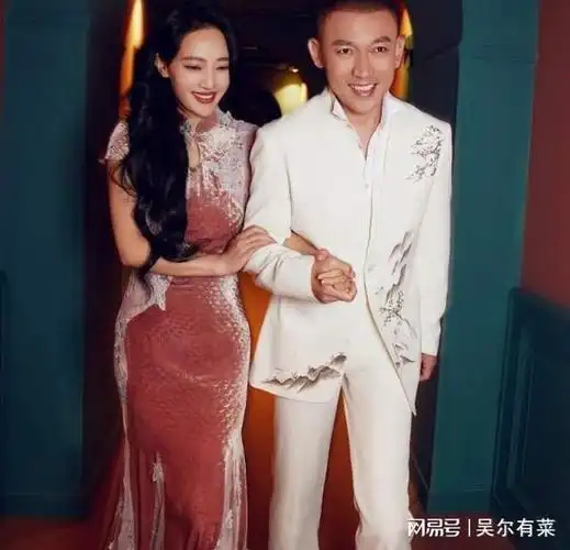 聂远晒全家福为女儿庆生, 10岁天天长成小女神, 和妹妹颜值都好高