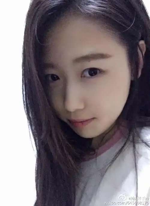 听说自拍是种病