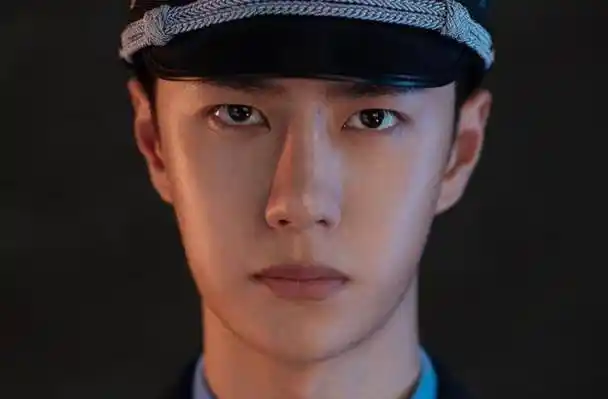 王一博《冰雨火》曝路透,审讯"嫌疑人"气场强,犀利眼神很到位_陈宇_吴