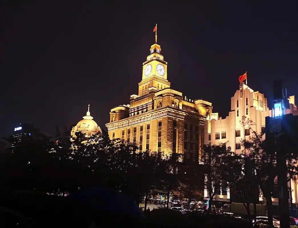 上海南京路步行街,夜景图 - 抖音