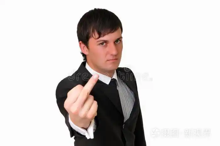 穿西装中指的商人