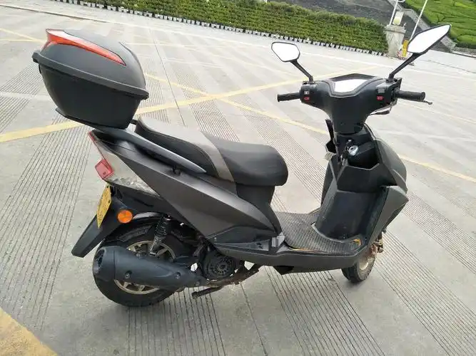 女士摩托出售