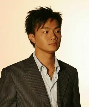 胡诺言扮小丑演内心戏 字正腔圆配音赚大钱(图)