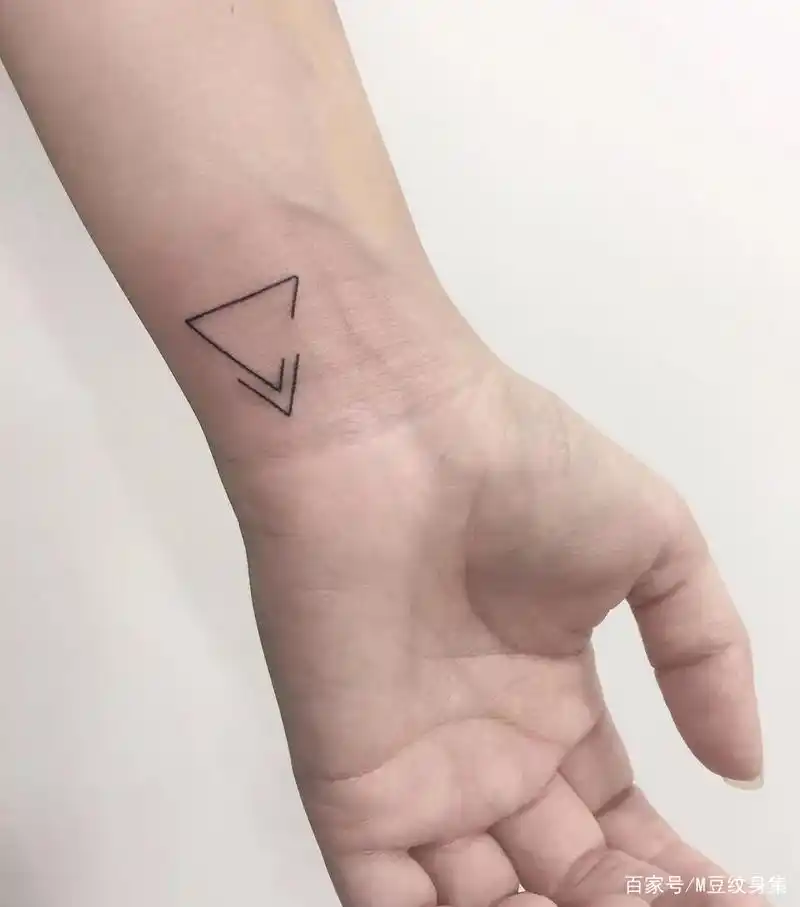 适合男生的好看的小纹身推荐