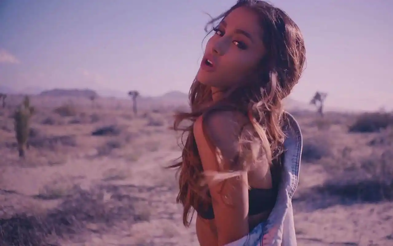 a妹发新歌被疑出柜:我喜欢男人和女人