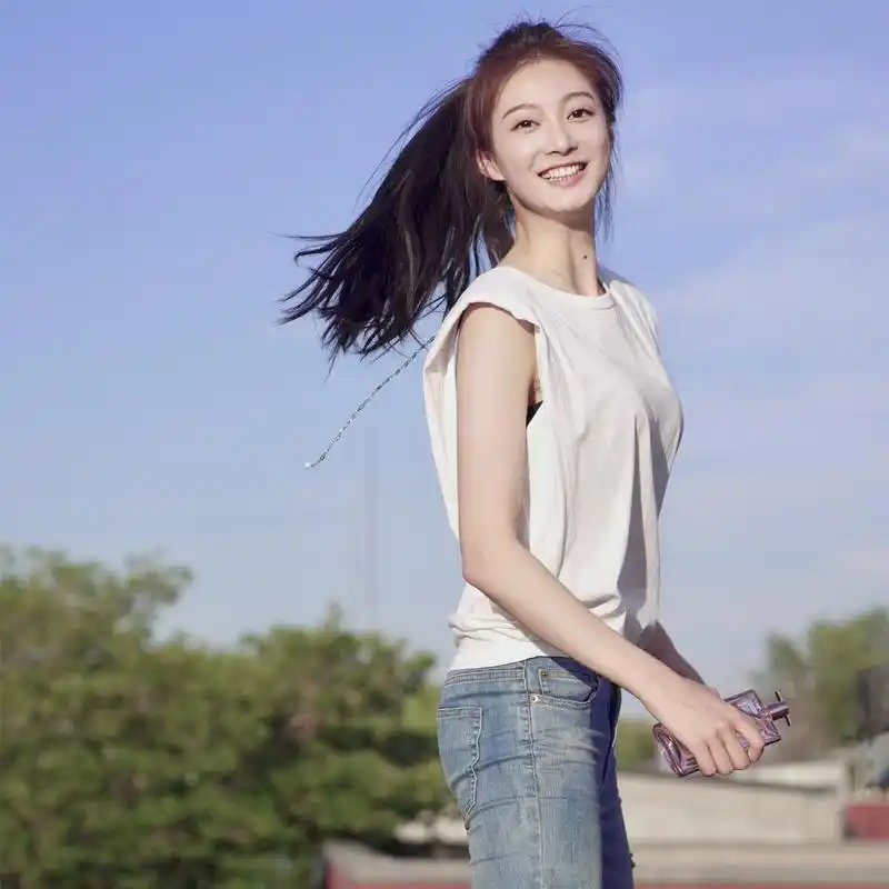 冯琳成为"复旦校花",收到研究生录取通知书,字迹和人一样漂亮