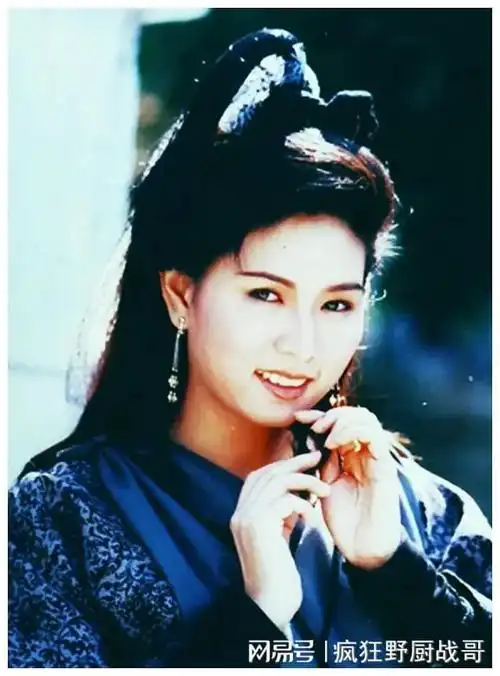 周星驰要娶的女人啥样每部影片都有她的影子罗天使罗慧娟