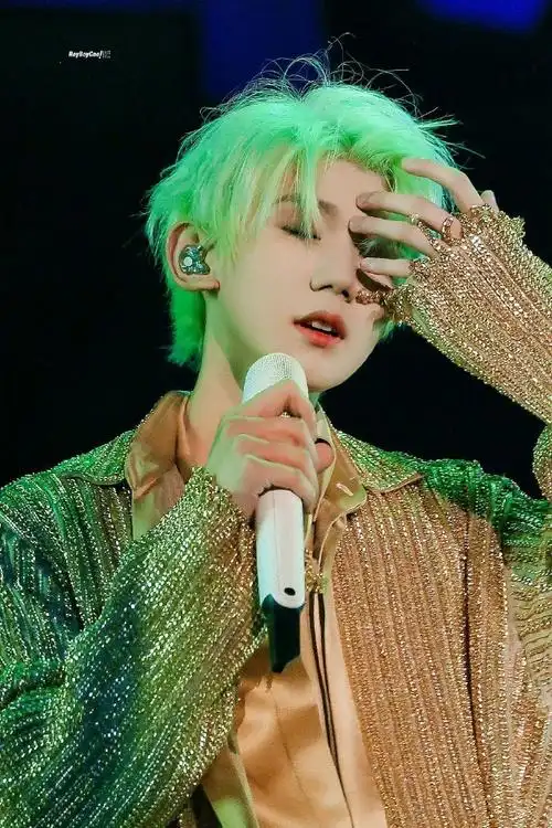 发色果然是提升时尚感的一大利器!