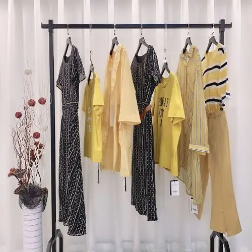 过目不忘的女装店名字品牌女装折扣店剪标***精女装货源