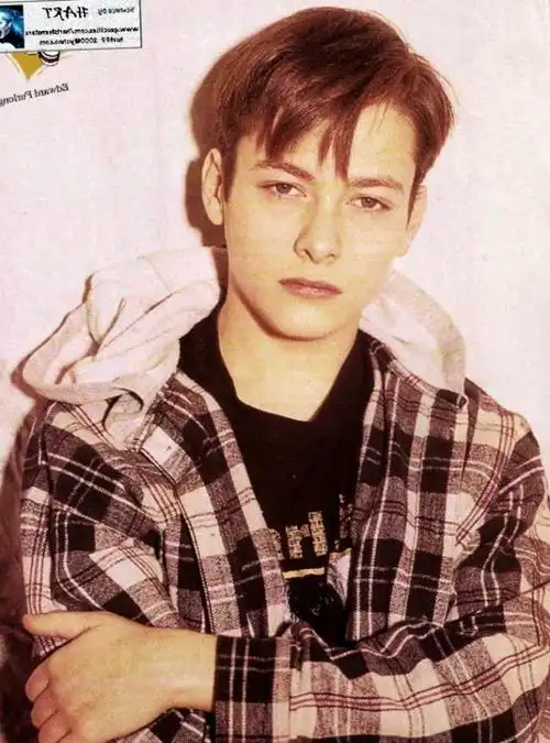 给发福毁容前的爱德华弗朗整个图楼好喜欢他空洞迷离像沉浸在什么幻梦