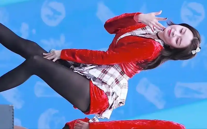 权娜拉(171015hellovenus舞曲部分4k直拍),娜拉舞蹈耐受力大考验,五曲