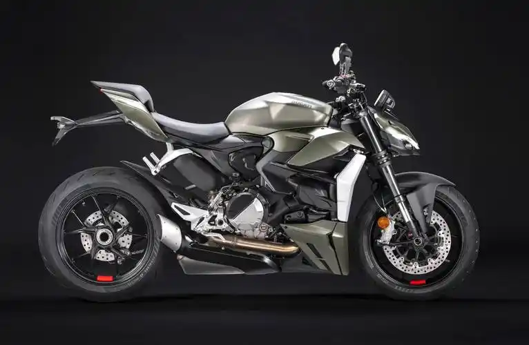 杜卡迪发布新图案streetfighterv2街霸