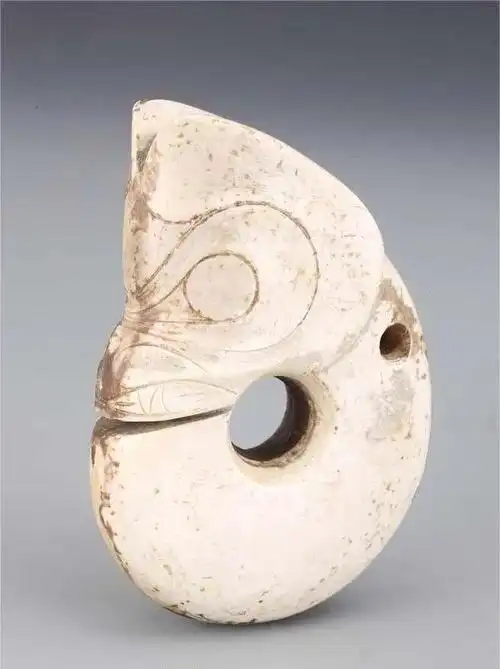 红山文化 玉猪龙 辽宁省博物馆藏