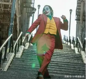 从杰昆·菲尼克斯的《小丑》,dc可以学到哪些成功的经验?