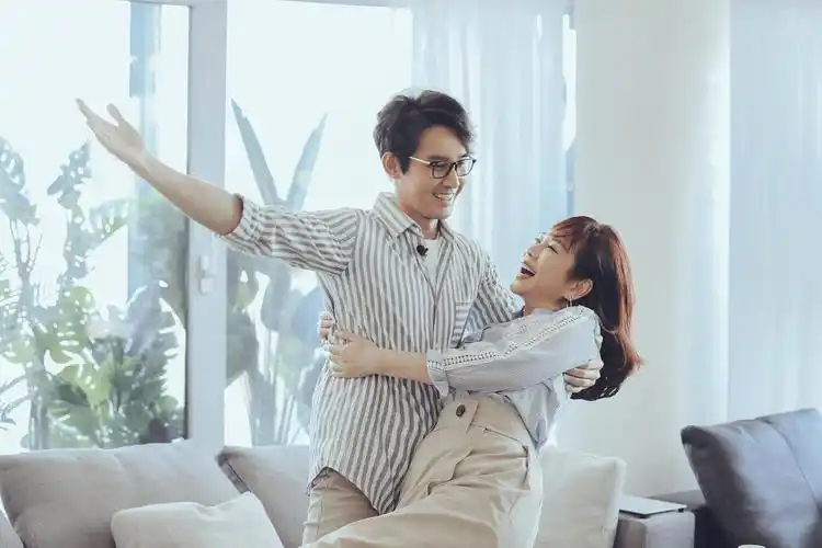 著名演员张铎:我这辈子最正确的决定,就是娶了一个大8岁的妻子