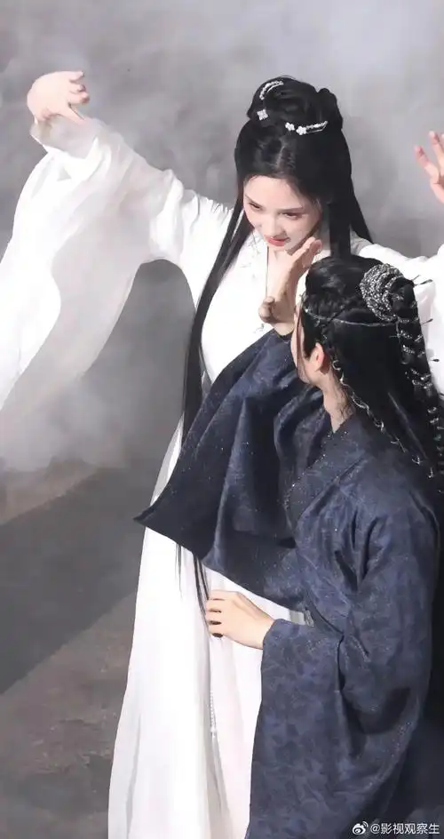 侯明昊,陈都灵,程潇,田嘉瑞,闫桉,左叶,赖伟明,徐振轩,艾米,丞磊