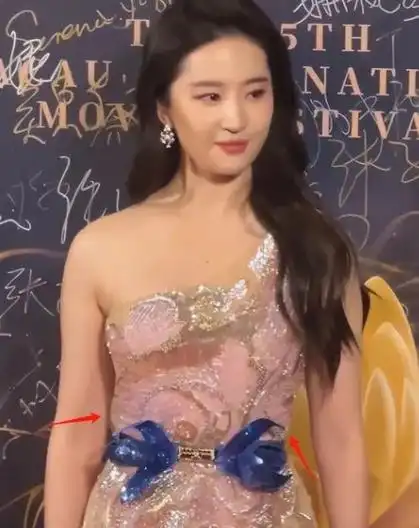 北京这一夜,27岁林允用丰满有料的身材,给白幼瘦女星上了一课