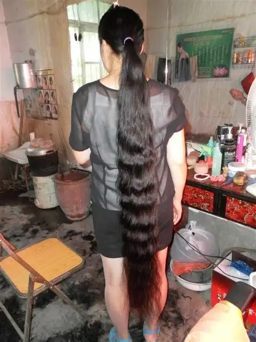 硕大的发髻放下来 - [中国长发网]