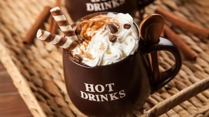 香浓的拿铁咖啡朋友圈背景图,高清图片,简约-纯色壁纸