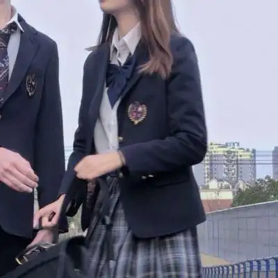 情侣头像下半身白色的jk制服 独一无二jk制服图片