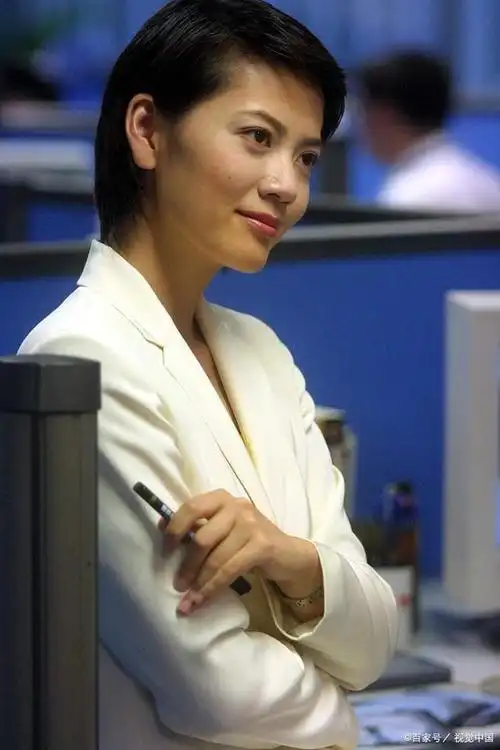 从曾经的央视著名主持人到锒铛入狱沈冰经历了什么