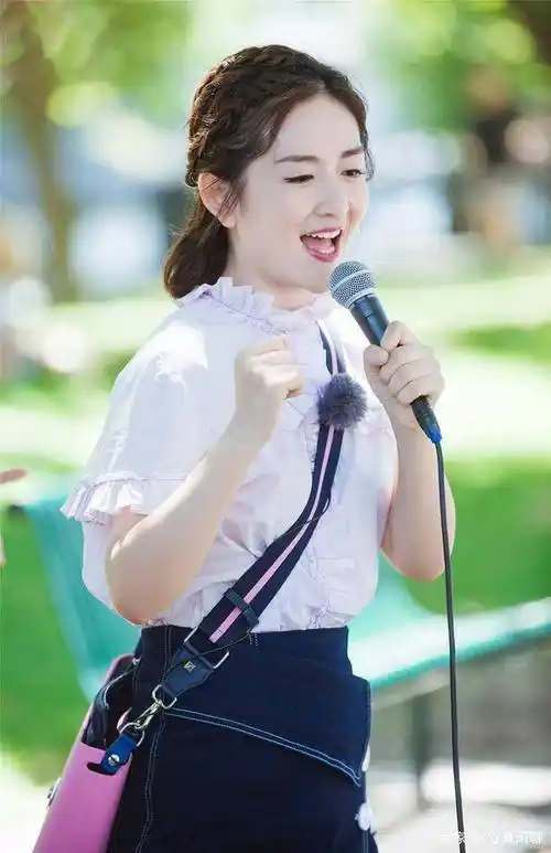 主持人谢娜时尚经典照片合集