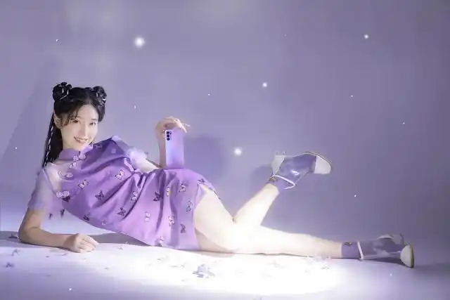 夏日甜酷风万能公式lisa张子枫现身示范普通人也能完美驾驭