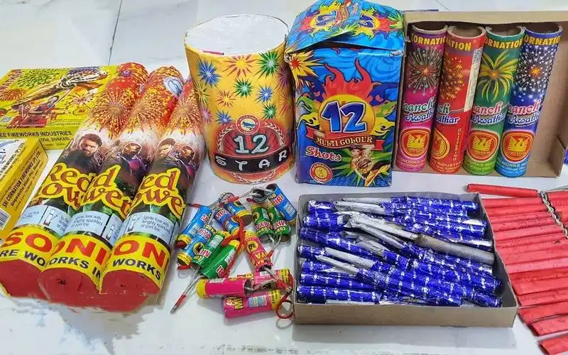 【烟花热门鉴定】"冲天炮"烟花都玩过吧,到底那一款效果最炸裂?