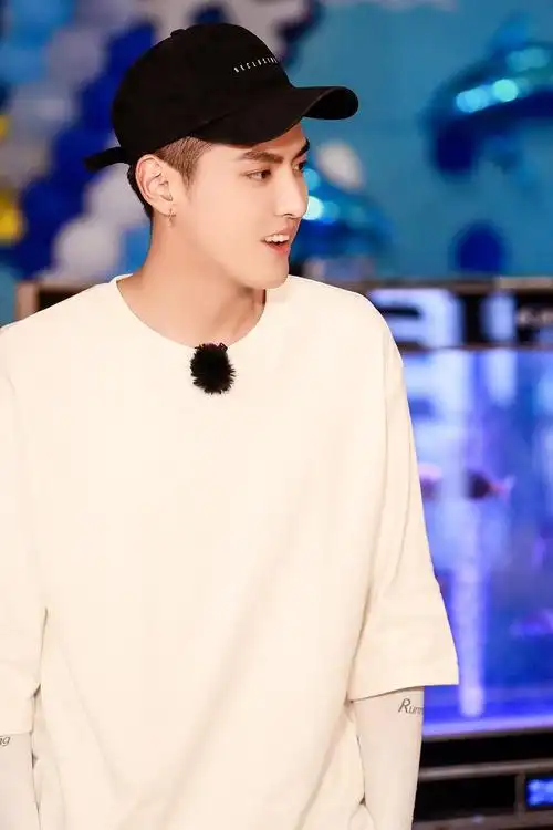 吴亦凡这张笑颜超好看