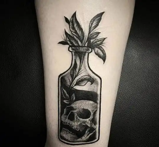 纹身上身图一组oldschool风格的黑灰小图