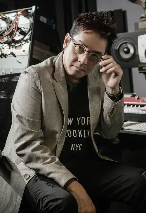 p>谭咏麟(alan tam),1950年8月23日生于香港,籍贯广东新会,中国香港