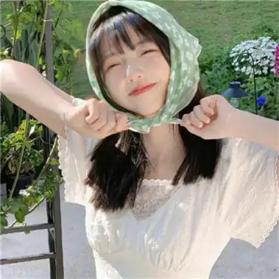 笑起来很治愈的小清新甜妹头像 温暖阳光的笑容灿烂治愈系女头