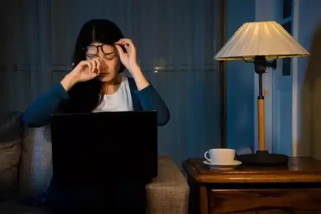 都说熬夜危害大但几点睡才算熬夜生物钟来告诉你